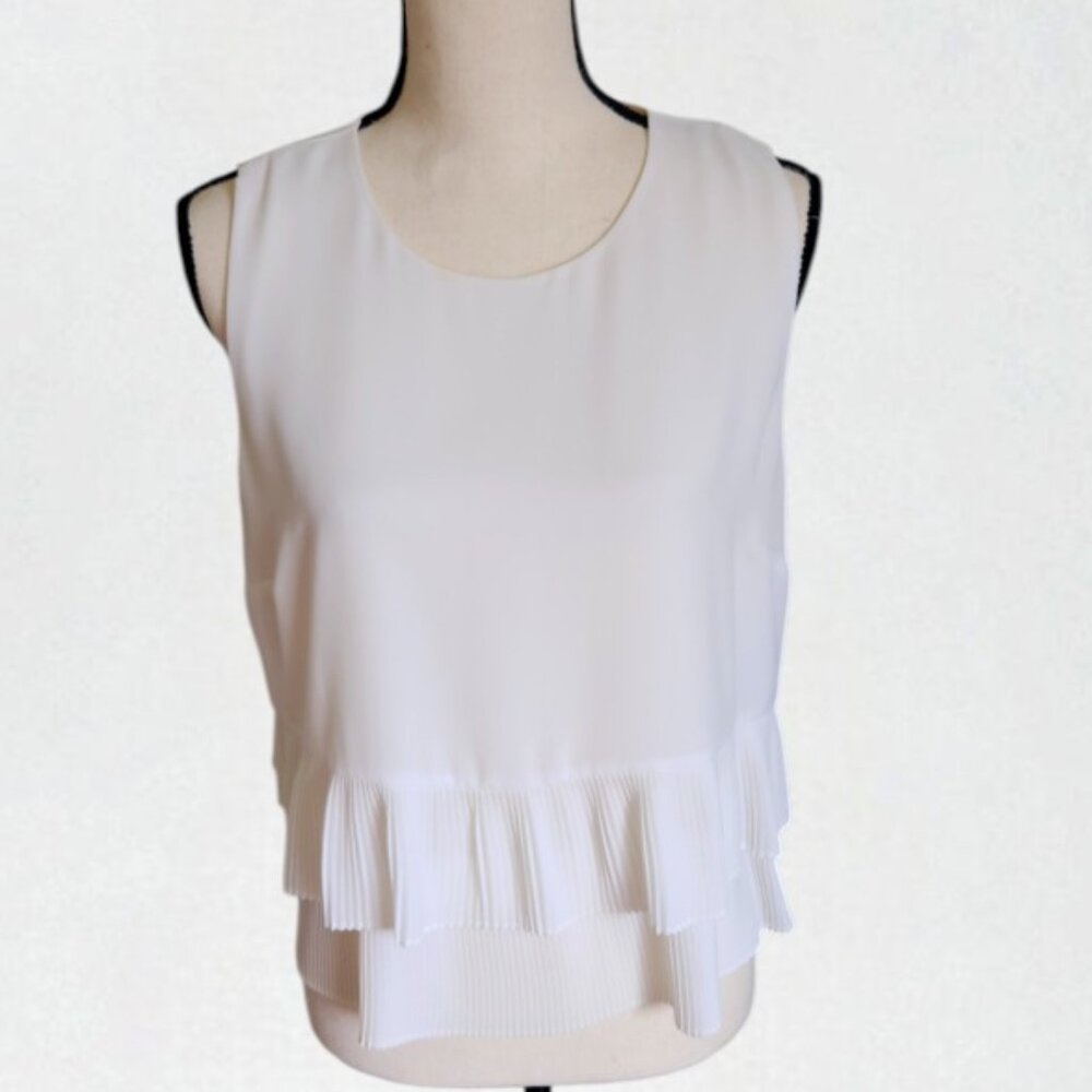 White Sleeveless Top with Pleated Ruffle Hem – Size L